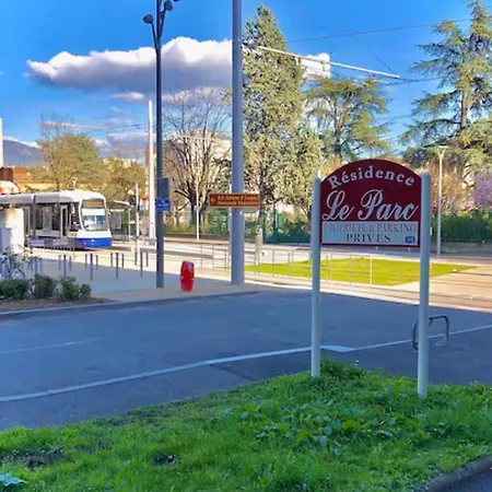 Homey Street - Parking - Proche Geneve * Annemasse